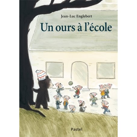 UN OURS A L ECOLE