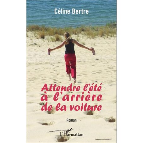 Attendre l'été à l'arrière de la voiture