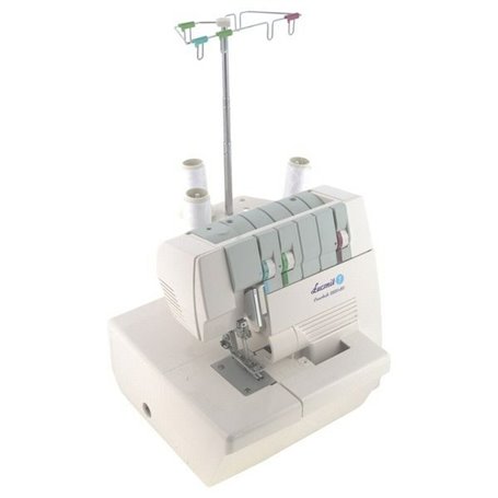 Machine à coudre ucznik Overlock 820D-3