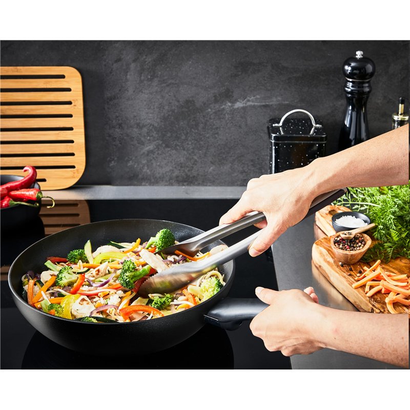 Image secondaire de Tefal G28804 Hard Titanium On Poêle à frire, 24 cm, en aluminium, revêtement antiadhésif inoffensif, indicateur de température, 