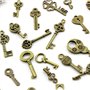 YMWALK Antique Bronze Clés Charme Pendentifs Ensemble Formes Aléatoires Tailles Charms Clé Accessoires Faits À La Main pour la F