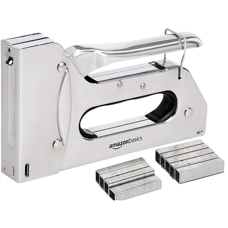 Amazon Basics Agrafeuse ultra robuste avec lot de 1 000 agrafes, pour tissus d’ameublement, réparations de la maison, menuiserie