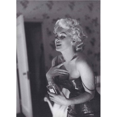 Buyartforless Marilyn Monroe – Chanel # 5