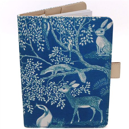 Protège Carnet De Santé Pour Bébé – Motif Biches – Format A5 15x21 cm – Rabats Pour Ranger Les Ordonnances