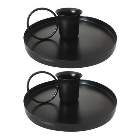 Lot de 2 bougeoirs cylindriques en fer et fer antique