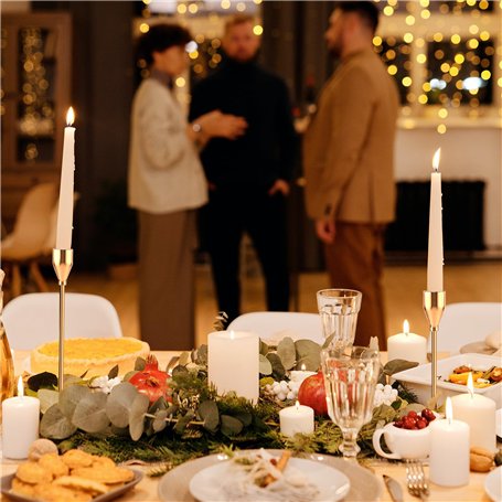 YUTUY Bougeoir Chandelier,Chandelier Bougeoir Dorés 9 Pcs,Chandelier de Mariage,Rétro Métal Porte-Bougie Conique,pour Bougie Con