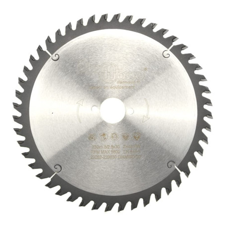 Lame de scie circulaire portative HM universelle D. 235 x Al. 30 x ép. 2