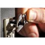 True Utility Sharkey - 12 In 1 Multi Tool - Outil multifonction avec tournevis, barre de traction, décapsuleur, coupe-fil, lime