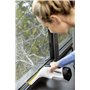Kärcher Nettoyeur de vitres WV 4-4Plus, utilisable avec la batterie Kärcher 4/25, 150 ml, écran LED, vaporisateur supplémentaire
