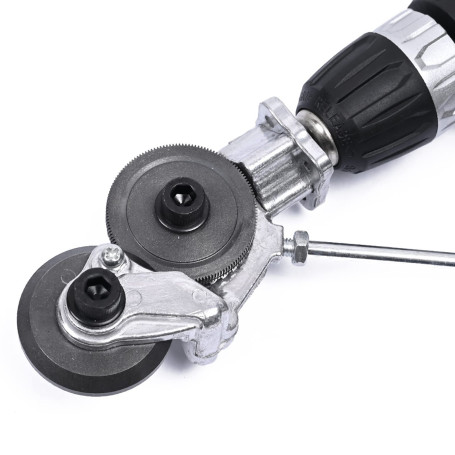 Cisaille à tôle électrique