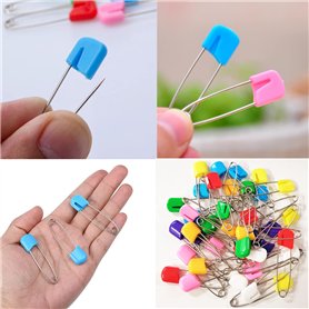 Fisher-Price Thomas et ses Amis Locomotive Motorisée James classique avec wagon de chargement, stimule le jeu et l’imagination d