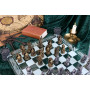 NEMESIS NOW LTD Kingdom of The Dragon - Jeu d'échecs avec Coins décorés de Tours 43cm