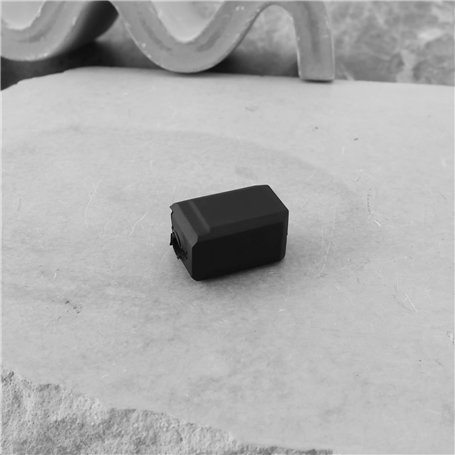 CADEAUX.COM - Bougie Parfumée Vanille - Bougie Anniversaire Gravée Personnalisable avec Prénom et Message -Bougie Noire - Idée C