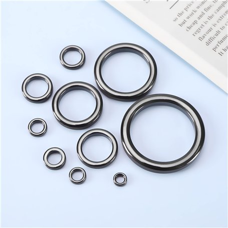 Faber-Castell 111222 - Trousse en carton avec 24 crayons de couleur - 18 couleurs classiques + 3 néons + 3 métalliques - Édition