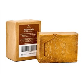 Gardena Cleansystem Kit de lavage avec brosse à main M souple : brosse pour petites surfaces et surfaces sensibles, avec débit r