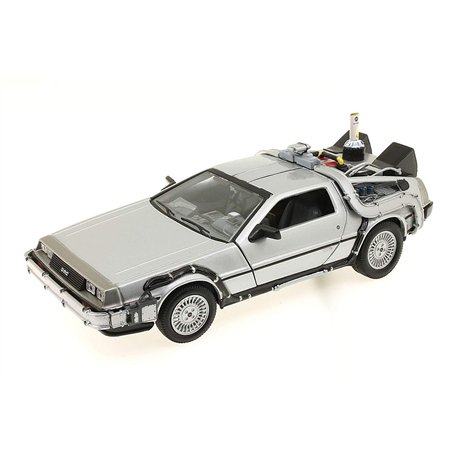 Welly - 22441W - Véhicule Miniature - Modèle À L'Échelle - De Lorean Back To The Futur Ii - Echelle 1/24