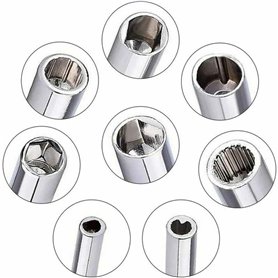 SINGULARU - Charm Solei Turquoise. Laiton avec finition plaqué or 18 kt. Pendentif avec détails pierres naturelles. Fermoir mous