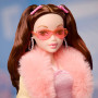 Barbie Signature My Scene Poupée Chelsea et Accessoires, avec Tenue inspirée des années 2000 Comprenant Un Haut orné de Papillon