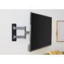 Amazon Basics Support mural pivotant et inclinable pour TV, moniteur plat et incurvé de 66-140 cm jusqu'à 36 kg/max. VESA 400 x