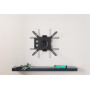 Amazon Basics Support mural pivotant et inclinable pour TV, moniteur plat et incurvé de 66-140 cm jusqu'à 36 kg/max. VESA 400 x