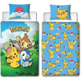 Parure de lit réversible - POKEMON - Pikachu et ses amis - Microfibre - 1 housse de couette 140 x 200 cm + 1 taie 63 x 63 cm Parure de lit réversible - POKEMON - Pikachu et ses amis - Microfibre - 1 housse de couette 140 x 200 cm + 1 taie 63 x 63 cm