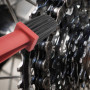 WMYCONGCONG Lot de 2 Outil de nettoyage de la chaîne de moto et de vélo Nettoyeur de rondelle de chaîne Brosse à manivelle Outil
