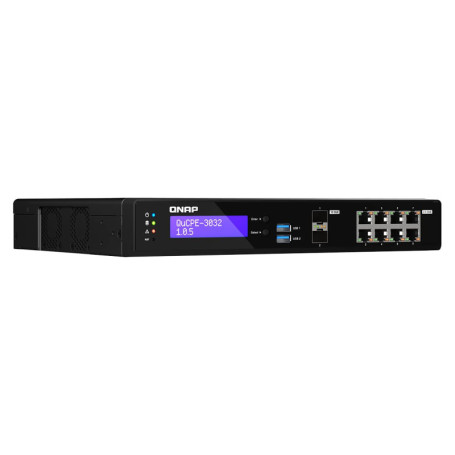QNAP QuCPE-3032 Processeur Intel Atom C3558R avec 8 Ports RJ45 2,5GbE