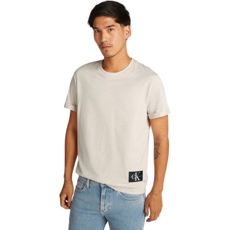 T-Shirt Beige à Manches Courtes pour Homme avec Badge Calvin Klein