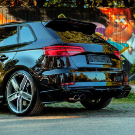 Diffuseur Arrière Oneway pour Audi S3 Sportback 8V Facelift 2016-2020 - Noir Brillant