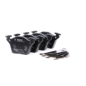 Plaquettes de Frein Arrière Bosch BP489 - Jeu de 4, Qualité Supérieure et Réduction du Bruit
