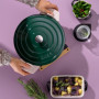Cocotte Ovale en Fonte Émaillée Kela - 9,3 L - Induction et Couvercle Vert Émeraude
