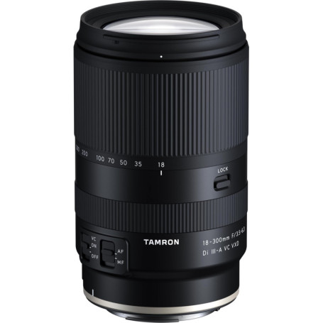 Tamron 18-300 mm f/3.5-6.3 Di III-A VC VXD pour Canon RF-S
