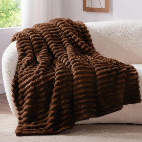 BEDELITE Plaid Marron Foncé Couverture pour Lit 1 Personne 150x200 | Cadeau Cocooning Doux et Chaud, Moelleux, Idée Déco pour Fe