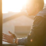 Tommy Hilfiger Montre Analogique Multifonction Quartz pour Hommes avec Bracelet en Silicone, en Acier Inoxydable ou en Cuir, sou