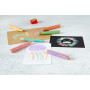STABILO woody 3in1 - Crayon de couleur - Etui carton x 18 crayons de coloriage + 1 taille crayon + 1 pinceau rond taille 8 - don