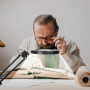 Lampe Loupe 10X Lampe De Bureau Loupe avec Lumière Et Support,OKSANO Loupe De Lecture LED avec Pinces Et Base, Lampe Loupe De Bu