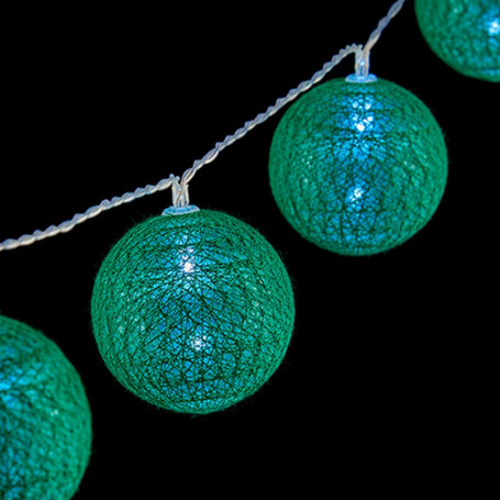 Guirlande de boules LED Ø 5 cm Vert (2 m) 17,99 €